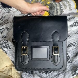 Genuine leather purse / backpack